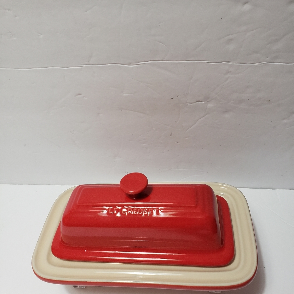 LE CREUSET Stoneware Covered Butter Dish